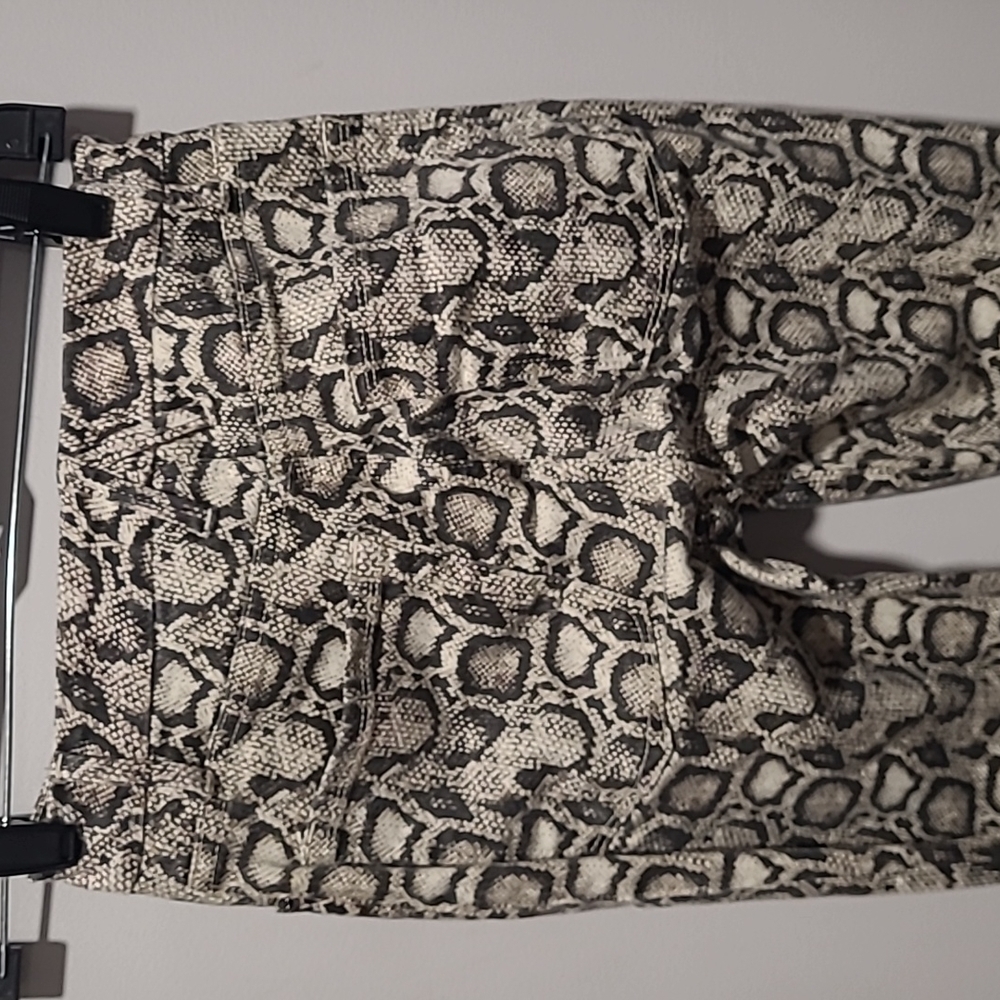 Good American sz 2 Good Legs snake print jeans sz 25 WJ41 - Picture 5 of 8